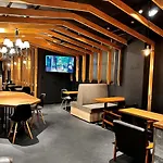 Namba Guesthouse Hive
